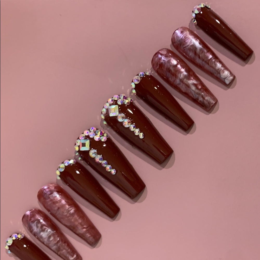 ✨press on nails ✨